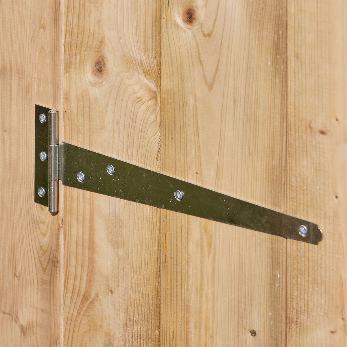 Rowlinson 6x8 Premier Shiplap Single Door Apex Shed