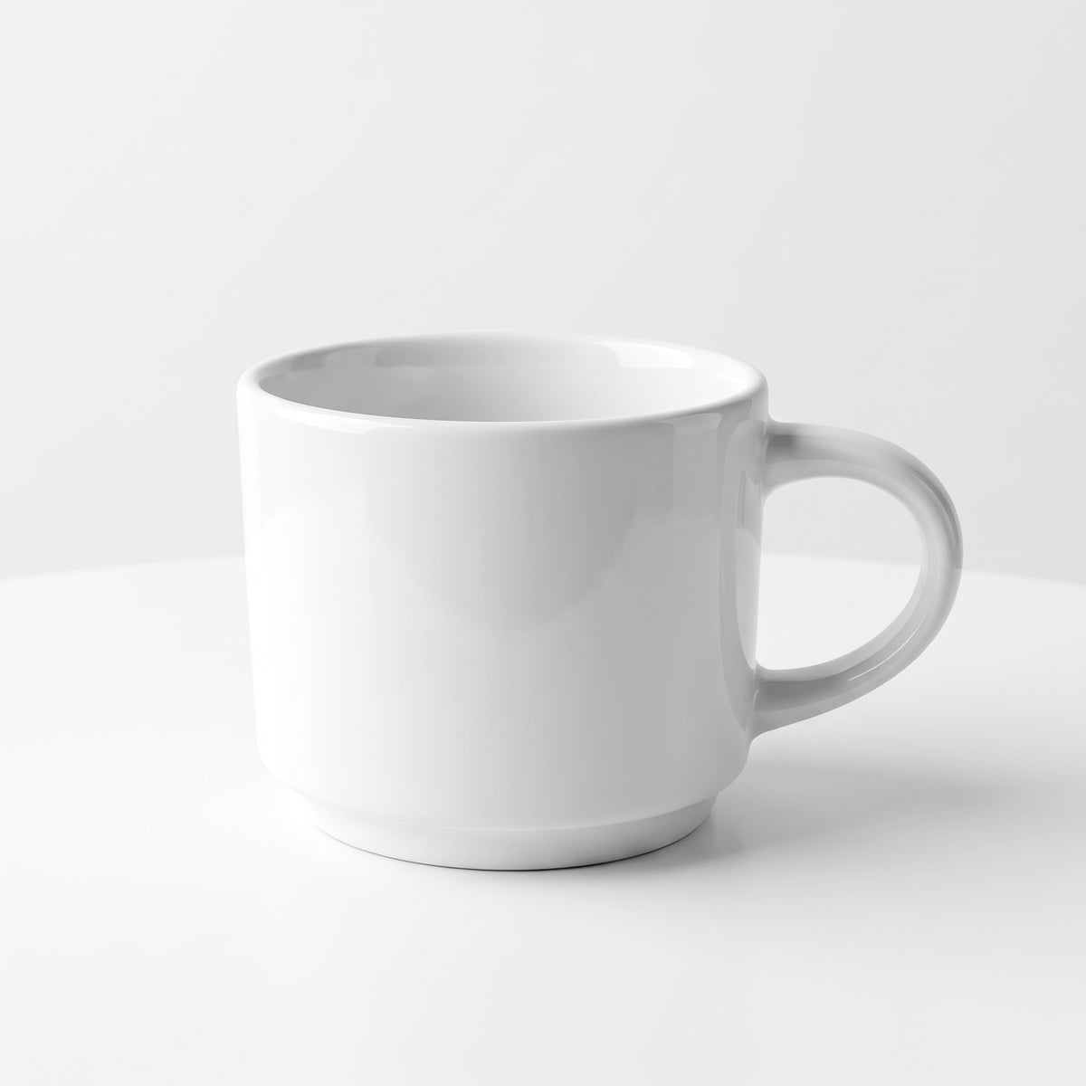 Classic white coffee mug – Minimalist ceramic mug for tea and coffee
