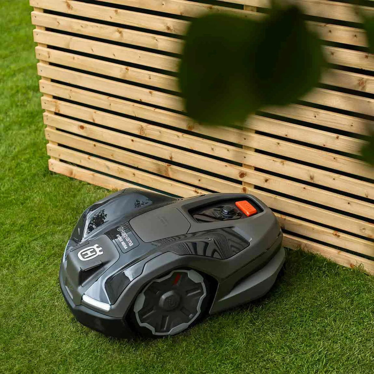 Husqvarna Automower 410XE NERA Robotic Lawn Mower